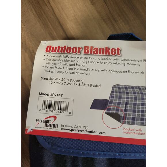 NWT Preferred Nation Water- Resistant Outdoor Blanket - Picture 3 of 4